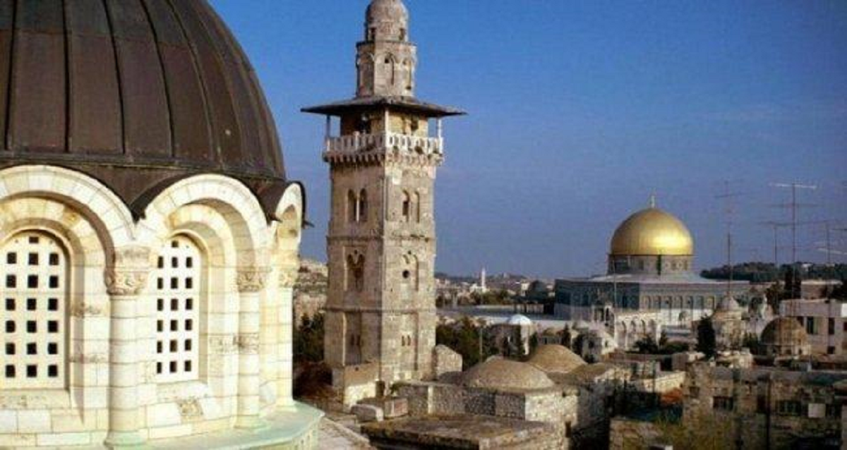محافظة القدس: “قانون المؤذن” إعلان حرب دينية واستهداف مباشر لحرية العبادة